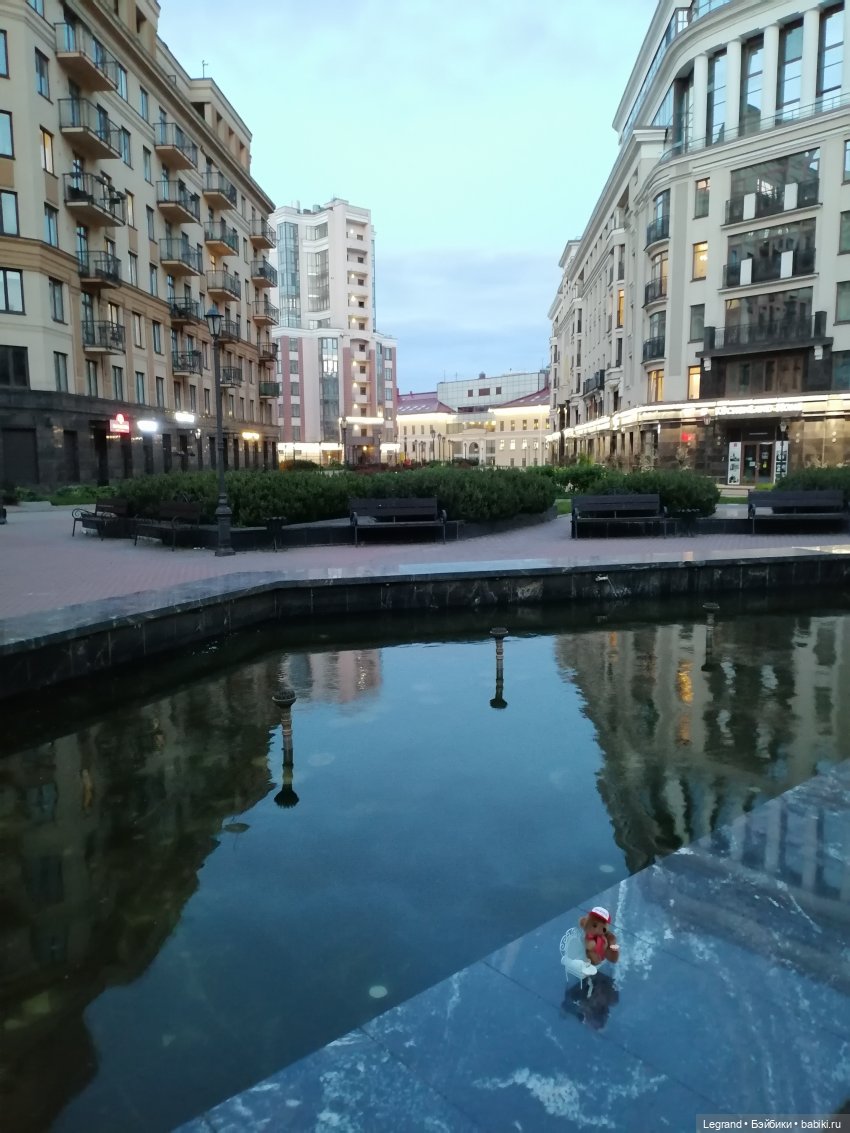 Из жизни моих мишек: Мишель и вечерний кофе в Парадном