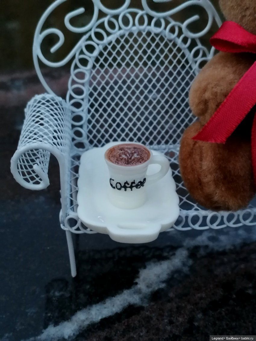 Из жизни моих мишек: Мишель и вечерний кофе в Парадном