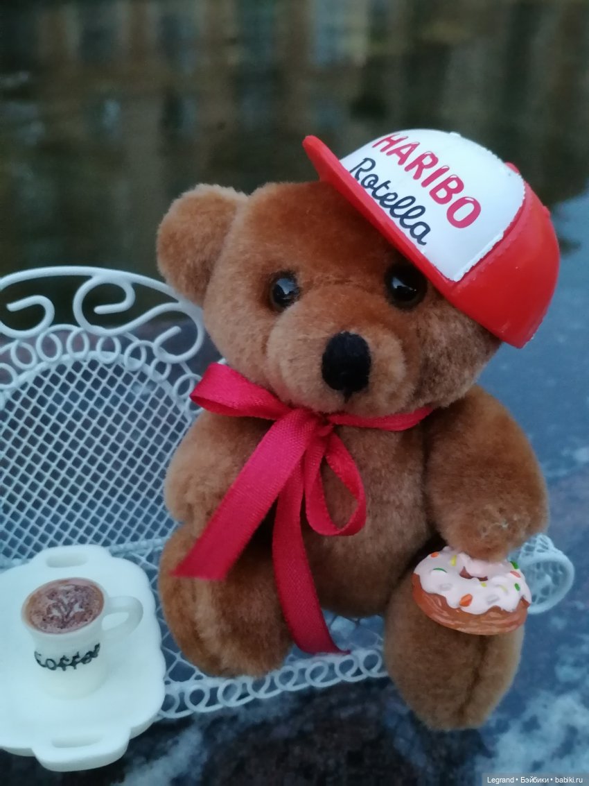 Из жизни моих мишек: Мишель и вечерний кофе в Парадном