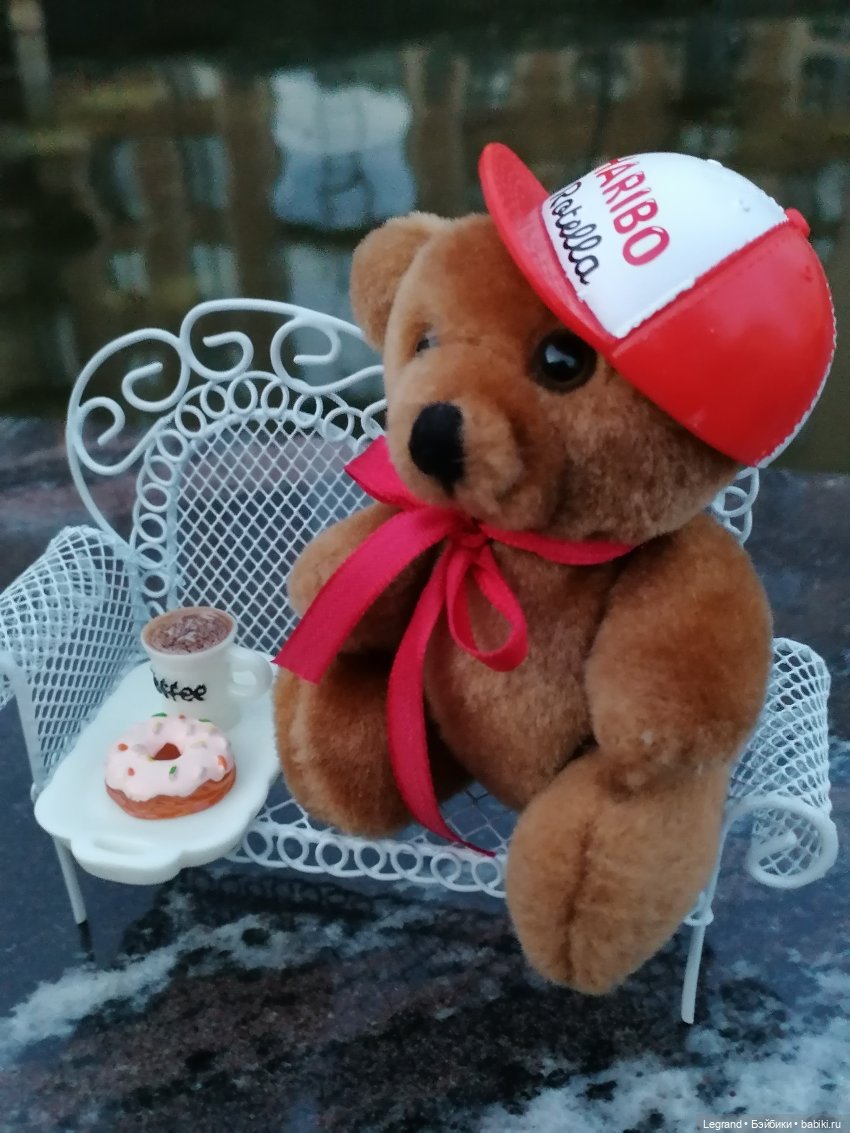 Из жизни моих мишек: Мишель и вечерний кофе в Парадном