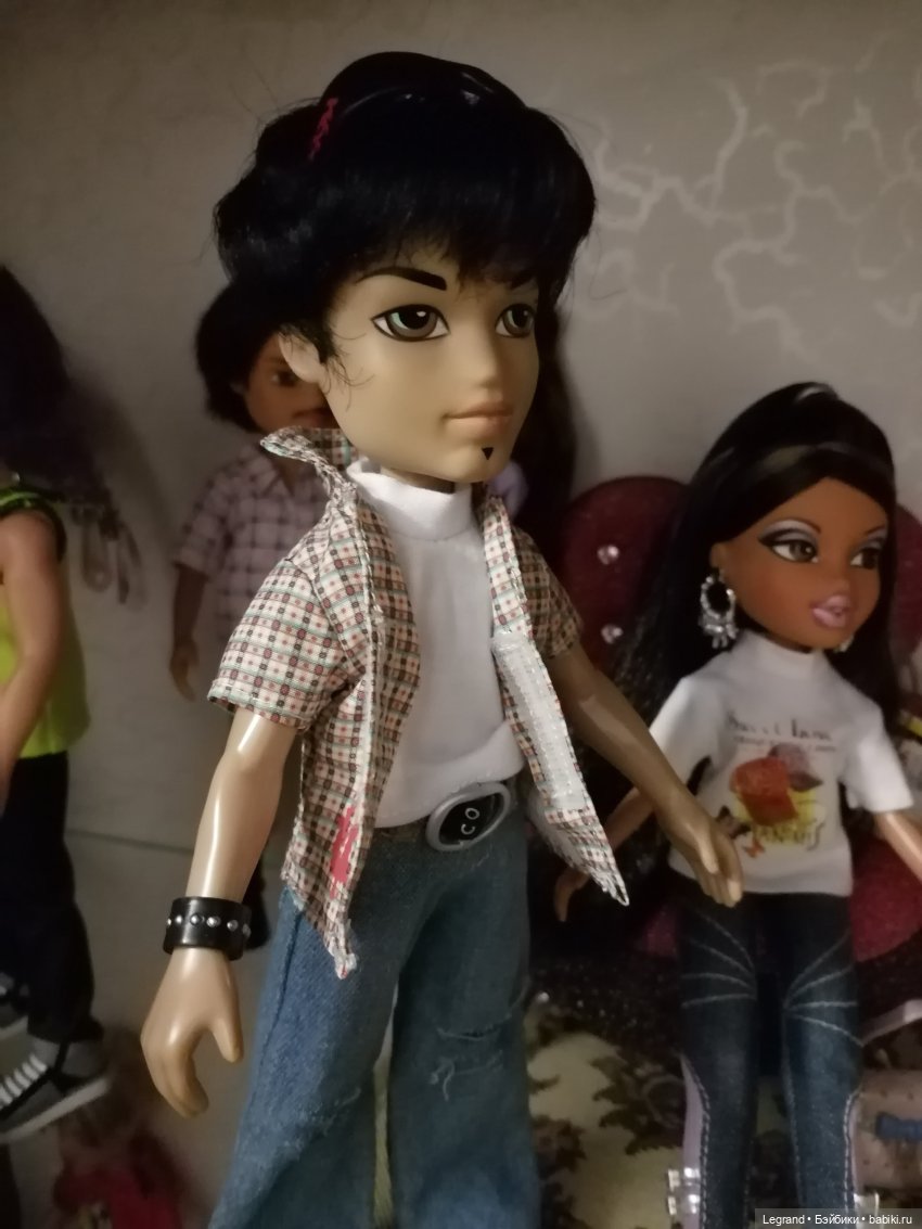 Лурения: винтажный Эйтан и новый Bratz Cameron (фото 10)