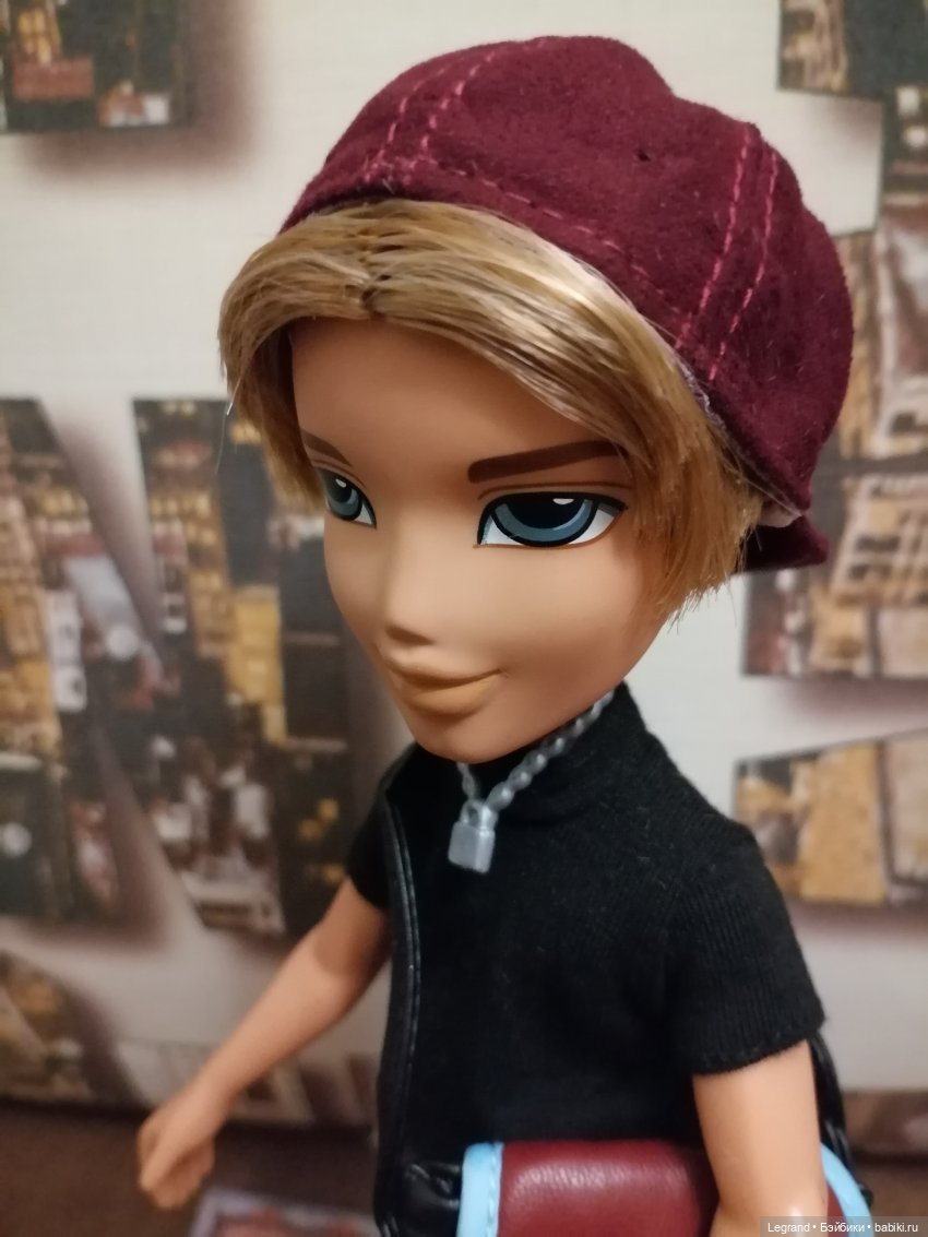 Лурения: винтажный Эйтан и новый Bratz Cameron