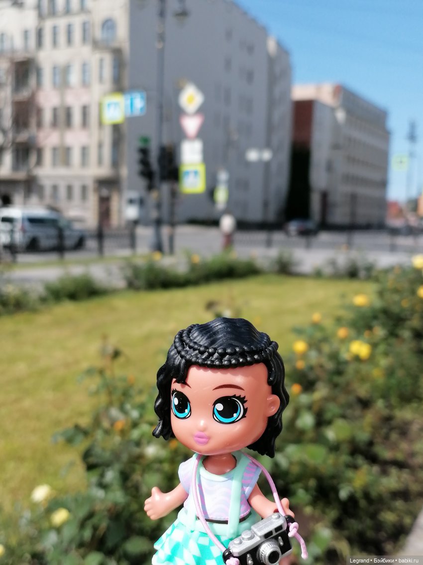 Санкт-Петербург: Берен и Айсель на прогулке - розы (фото 2)