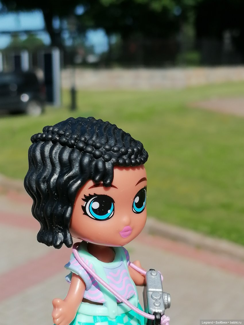 Санкт-Петербург: Берен у фонтана возле музея "Мир воды" (фото 6)