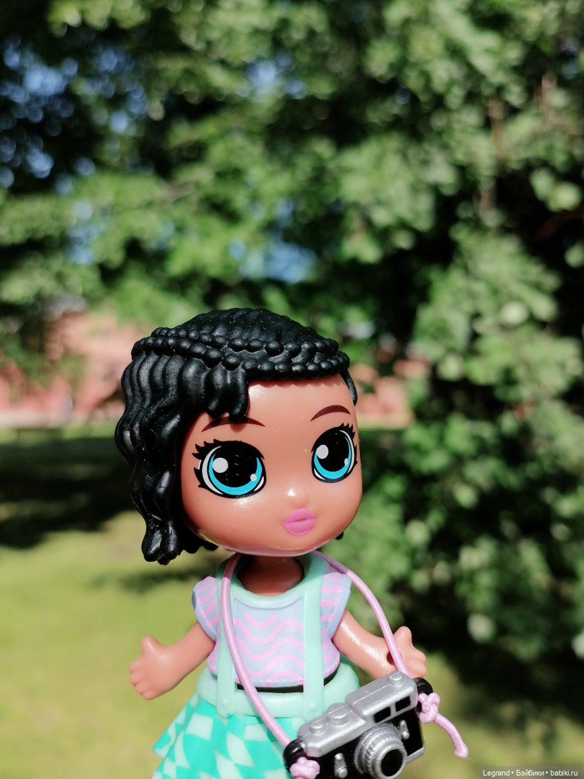 Санкт-Петербург: Берен у фонтана возле музея "Мир воды"