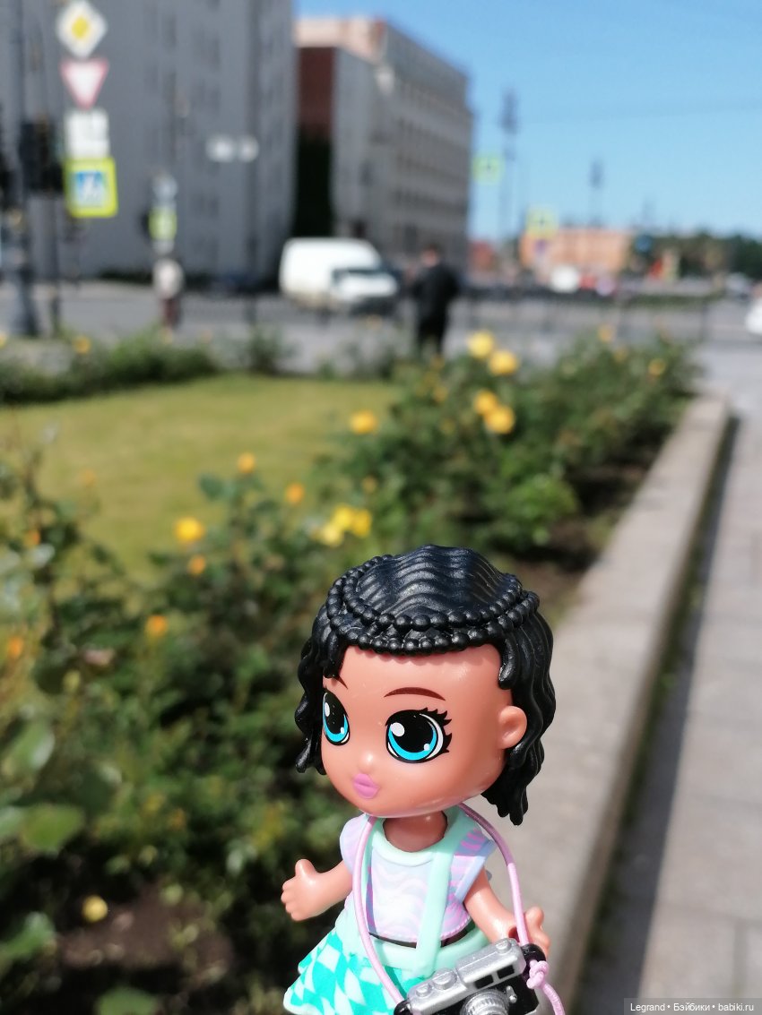 Санкт-Петербург: Берен и Айсель на прогулке - розы (фото 4)