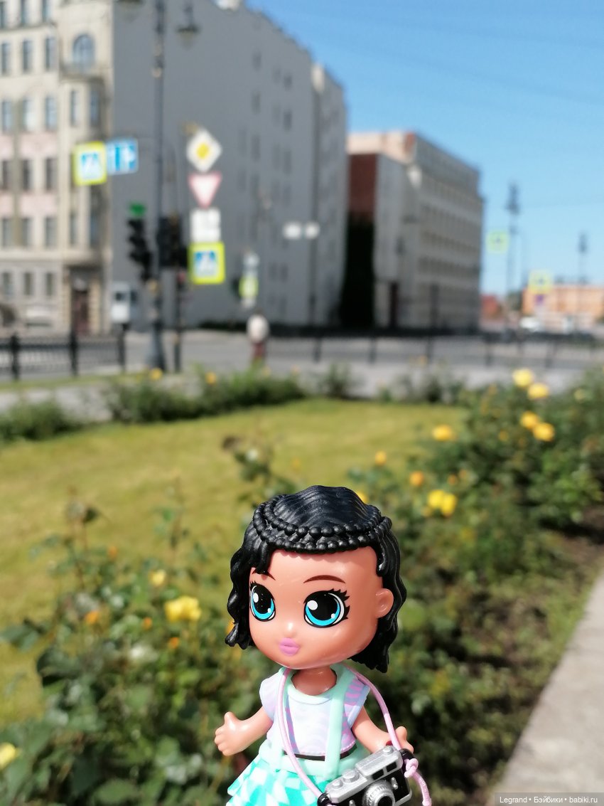 Санкт-Петербург: Берен и Айсель на прогулке - розы