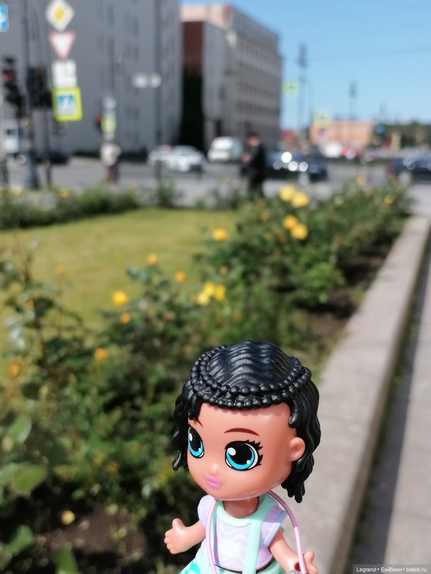 Санкт-Петербург: Берен и Айсель на прогулке - розы (фото 5)