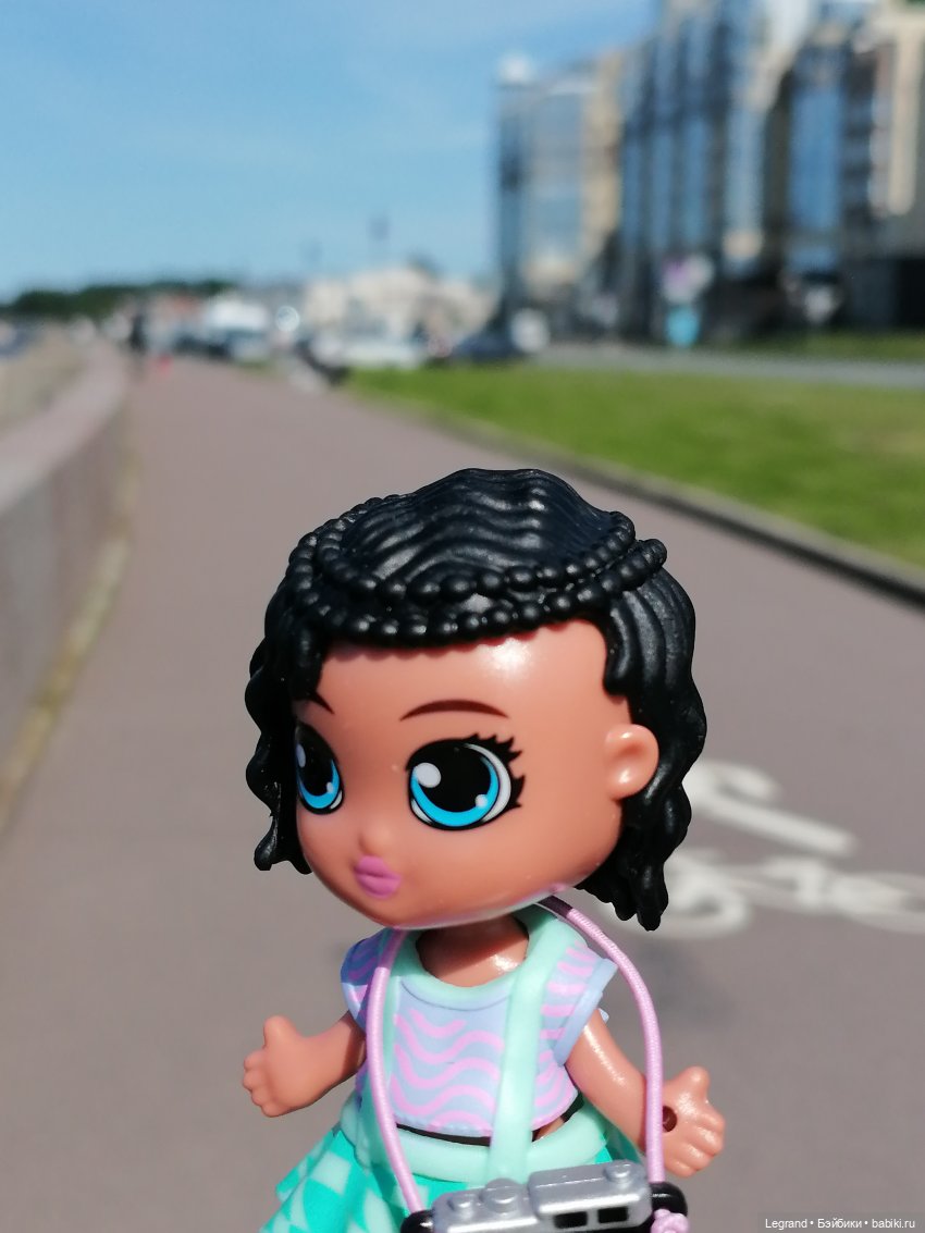 Санкт-Петербург: Берен и фламинго у фонтана и на набережной Невы