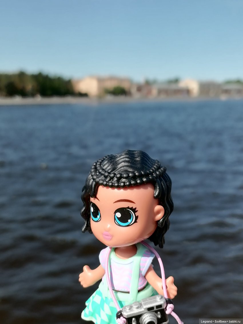 Санкт-Петербург: Берен и фламинго у фонтана и на набережной Невы