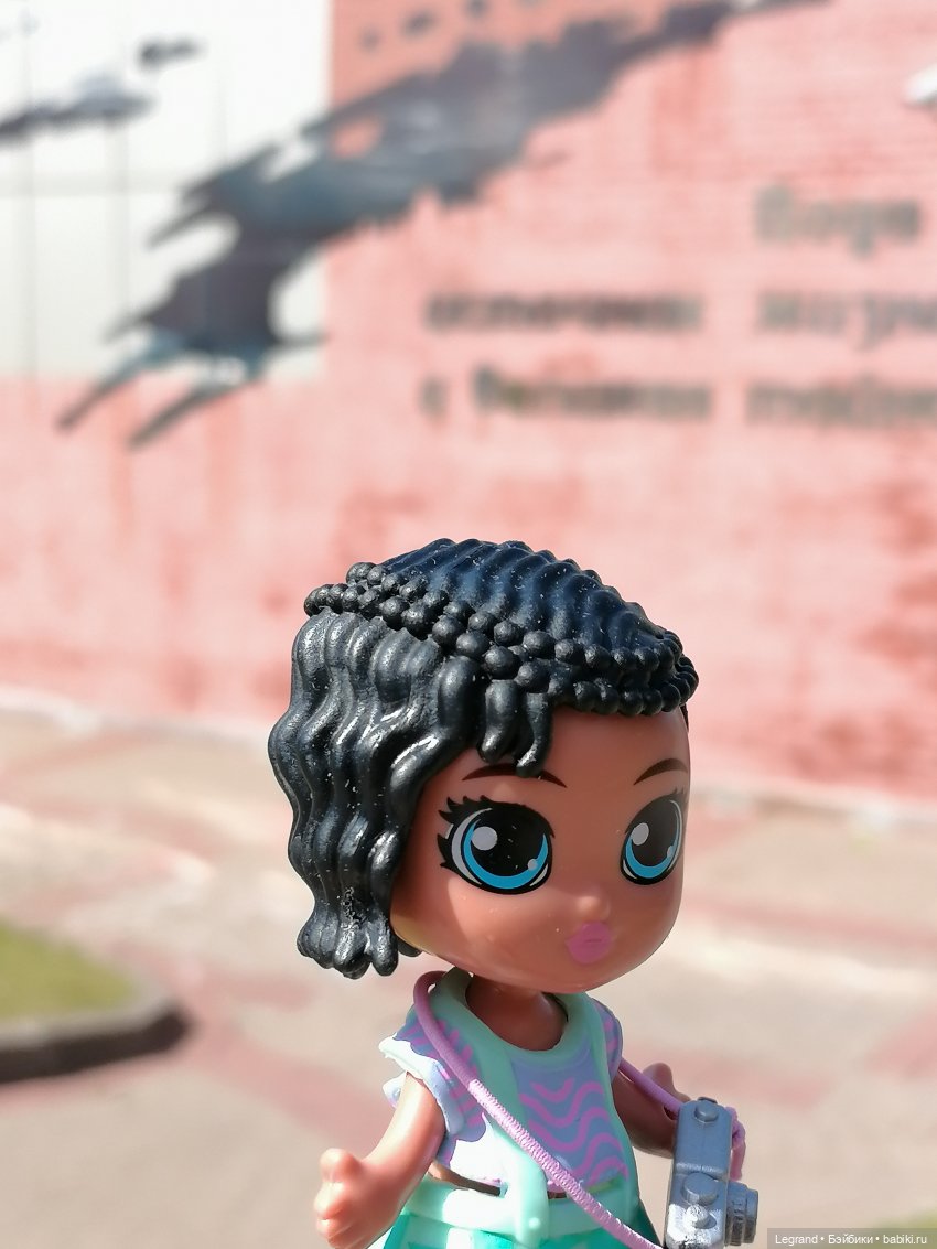 Санкт-Петербург: Берен и фламинго у фонтана и на набережной Невы (фото 3)