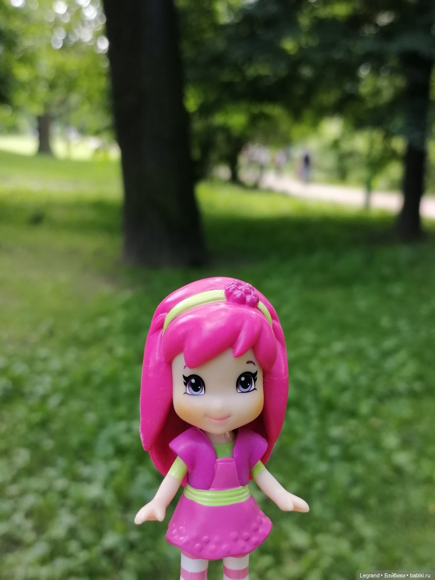 Лурения - Петербург: Шахзода и Пинки в Таврическом саду