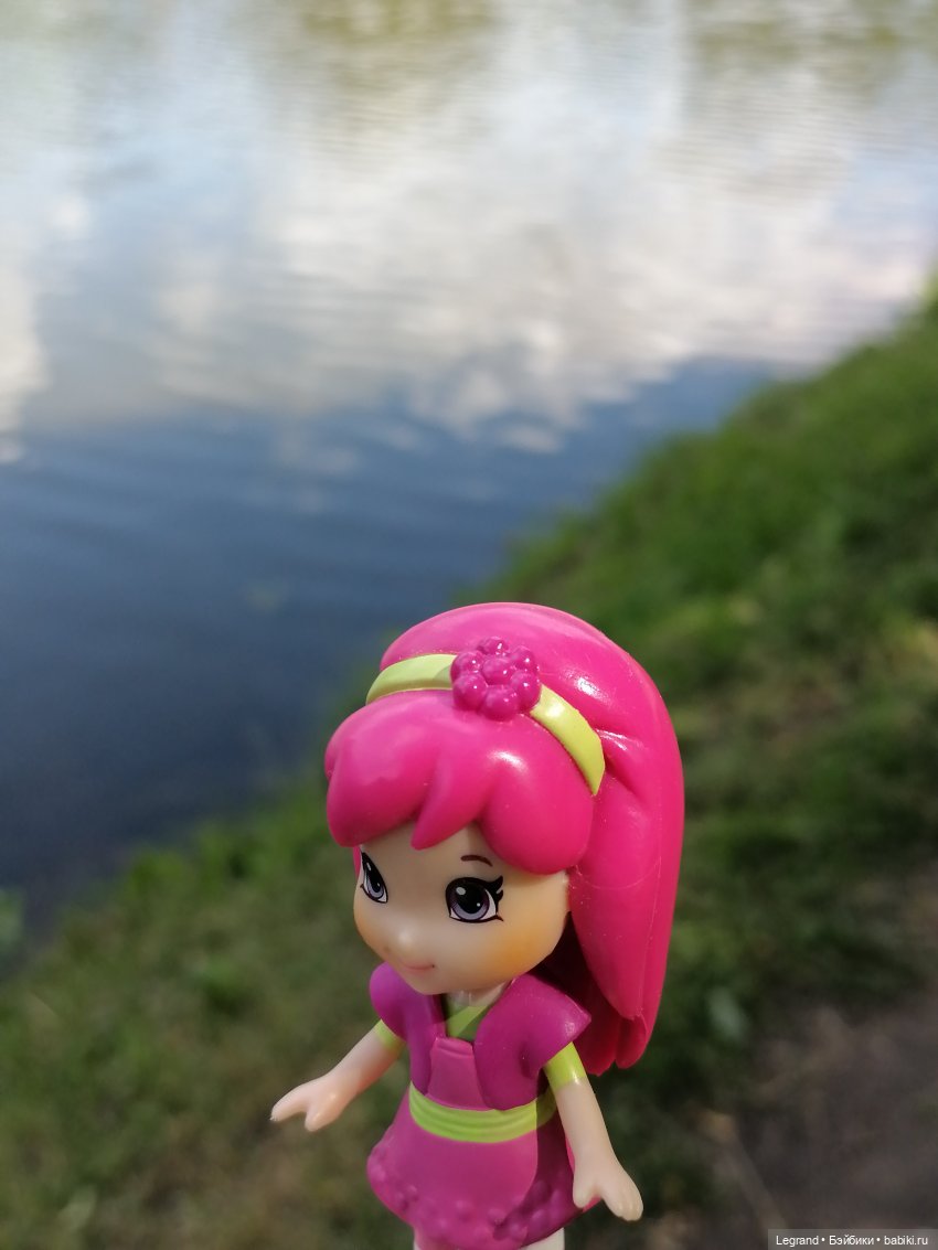 Лурения - Петербург: Шахзода у пруда в Таврическом саду