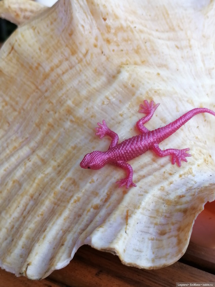 Лурения - Петербург: Шахзода, Пинки и Отто в Парадном