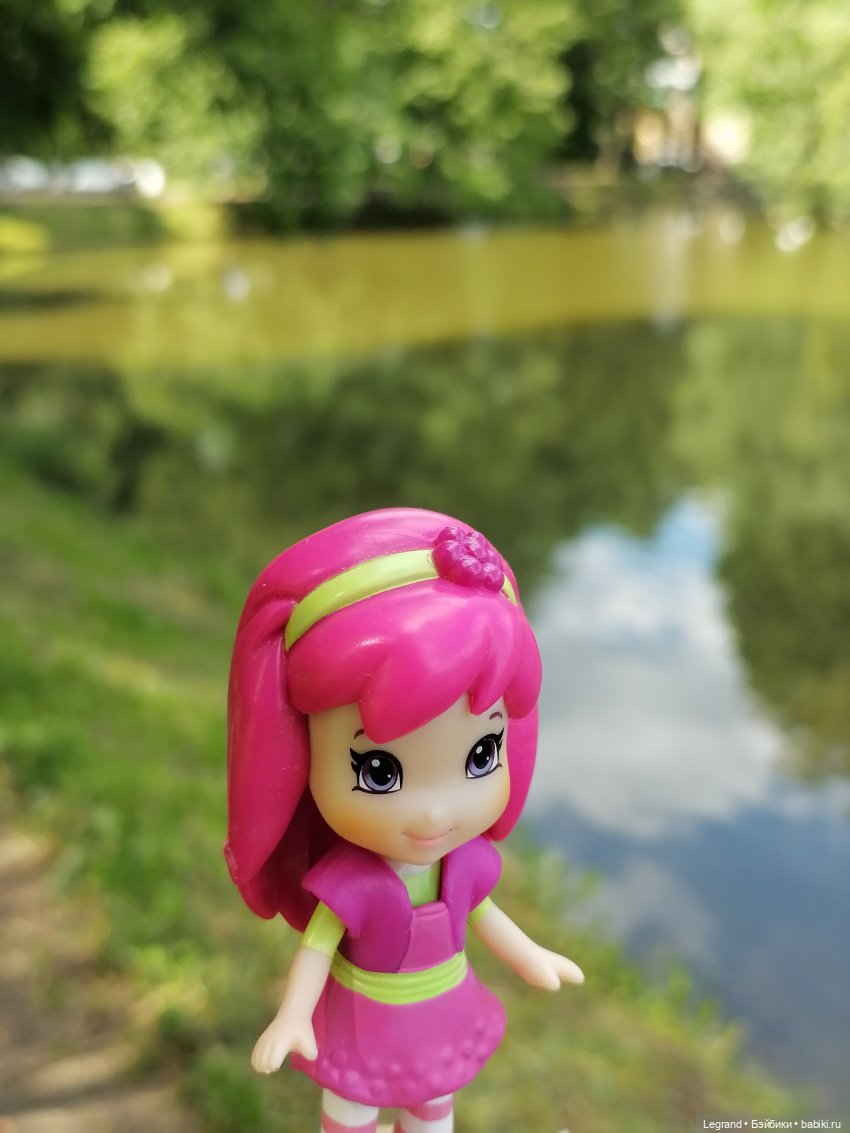 Лурения - Петербург: Шахзода у пруда в Таврическом саду