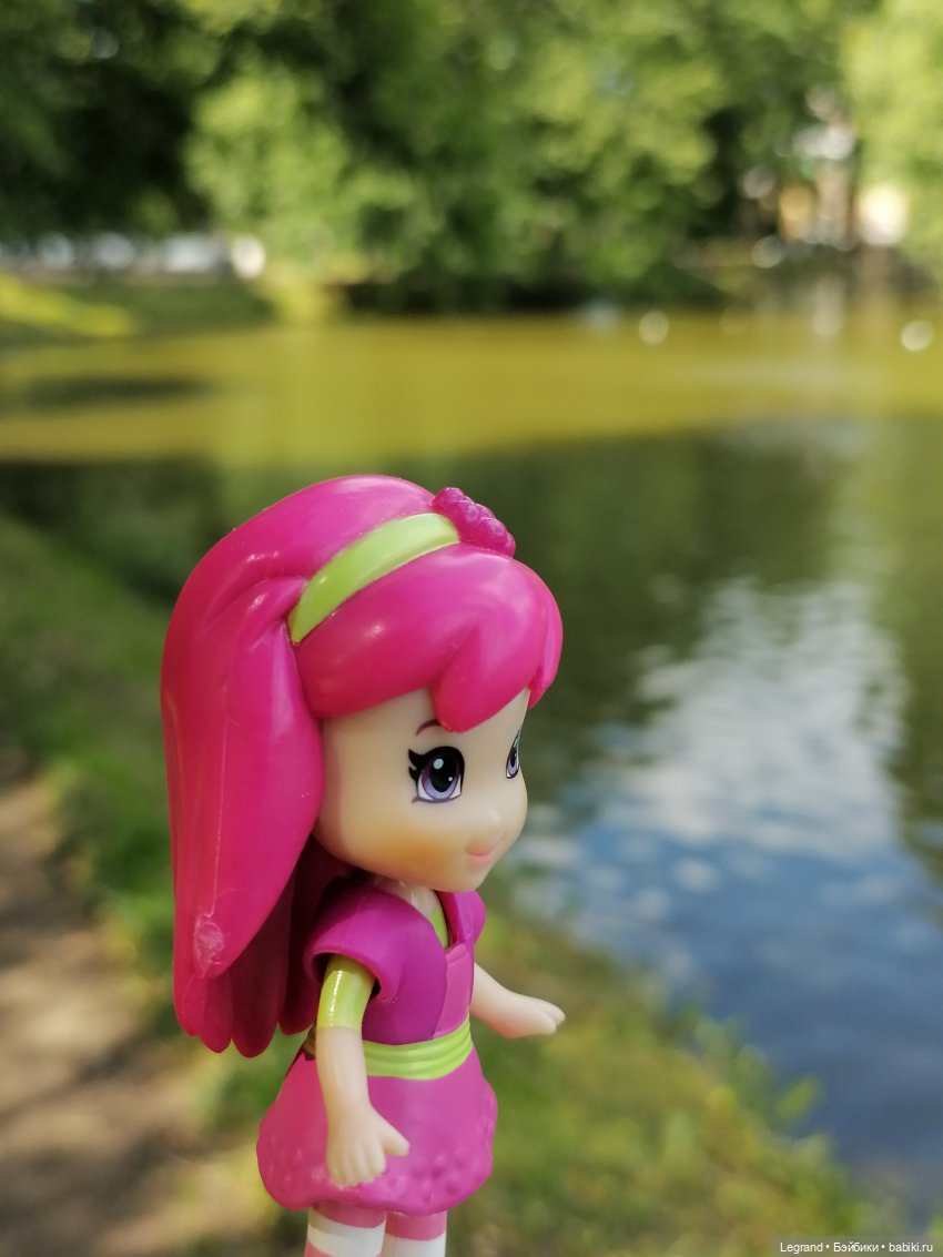 Лурения - Петербург: Шахзода у пруда в Таврическом саду