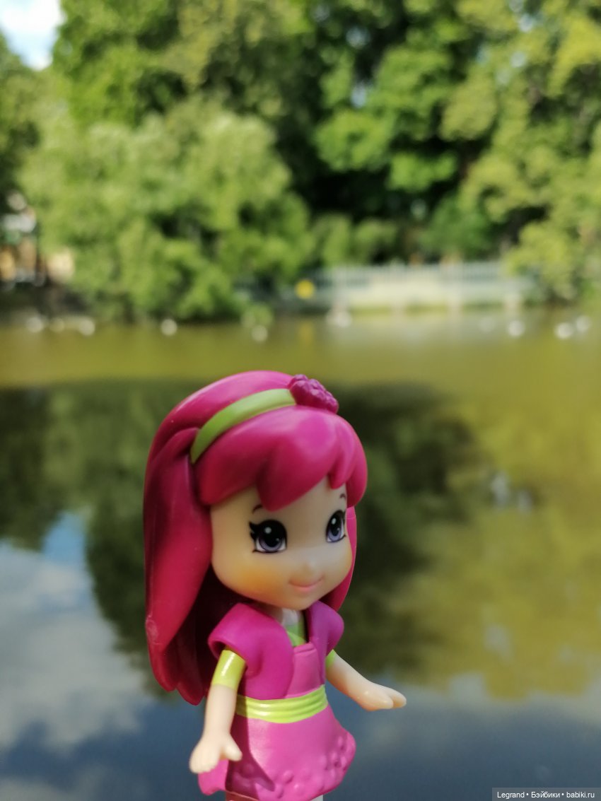 Лурения - Петербург: Шахзода у пруда в Таврическом саду