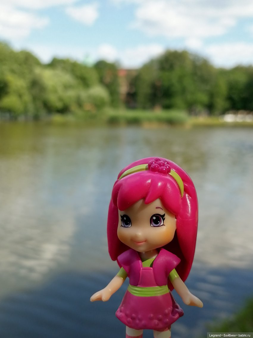 Лурения - Петербург: Шахзода у пруда в Таврическом саду