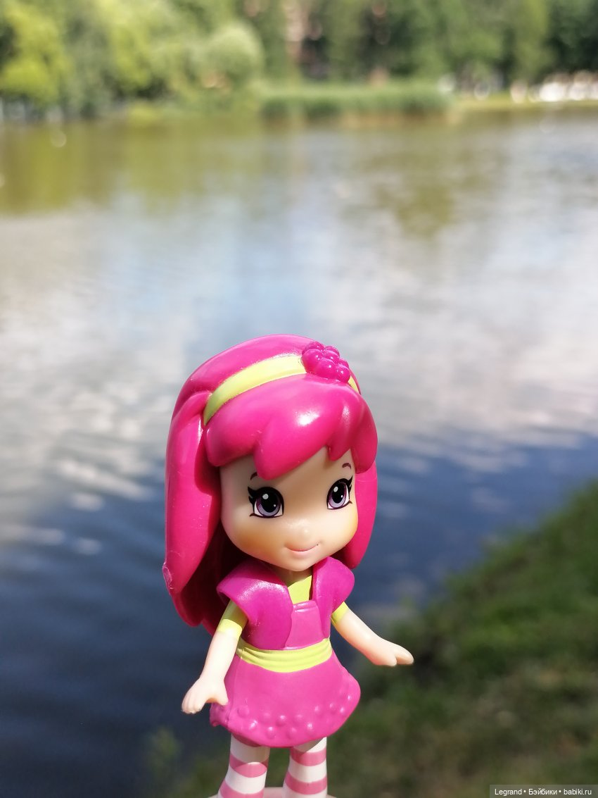 Лурения - Петербург: Шахзода у пруда в Таврическом саду