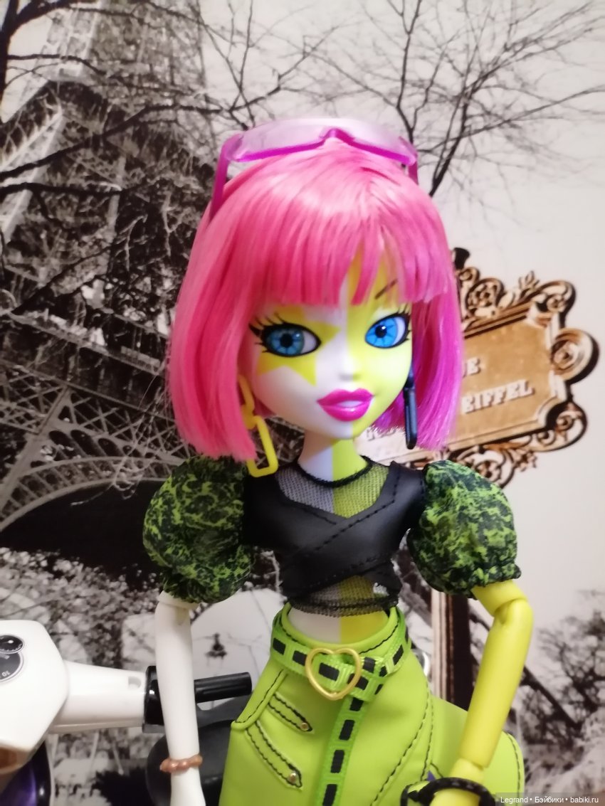 Новый аутфит Эрмелин: аутфит L.U.V. на Bratzillaz | Бэйбики Новый аутфит Эрмелин: аутфит L.U.V. на Bratzillaz