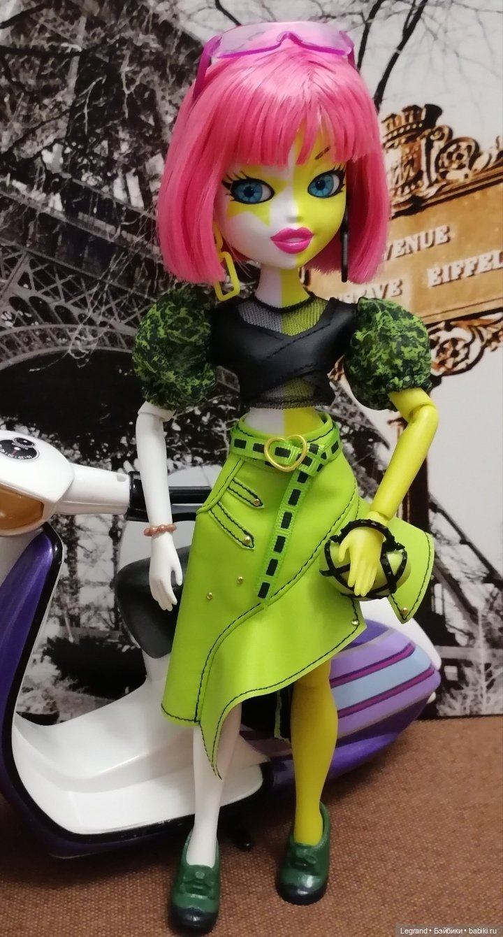 Новый аутфит Эрмелин: аутфит L.U.V. на Bratzillaz | Бэйбики Новый аутфит Эрмелин: аутфит L.U.V. на Bratzillaz (фото 2)