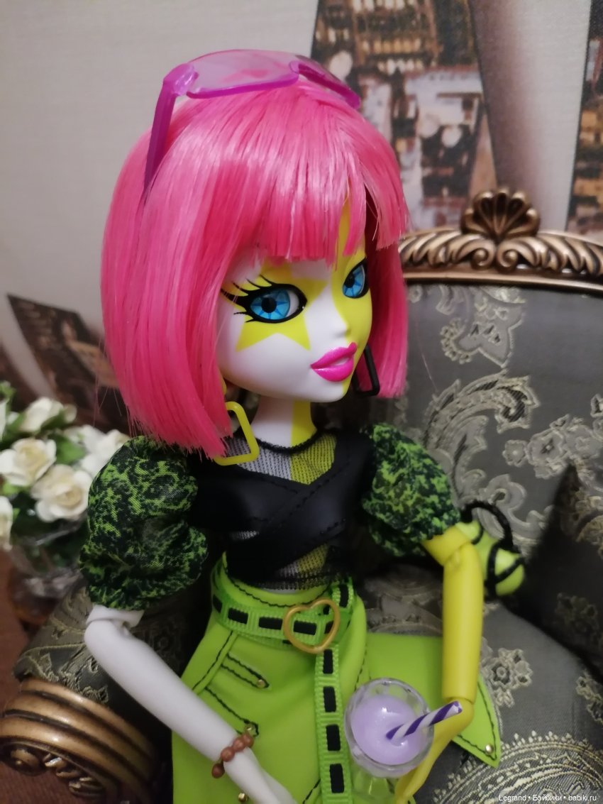 Новый аутфит Эрмелин: аутфит L.U.V. на Bratzillaz | Бэйбики Новый аутфит Эрмелин: аутфит L.U.V. на Bratzillaz