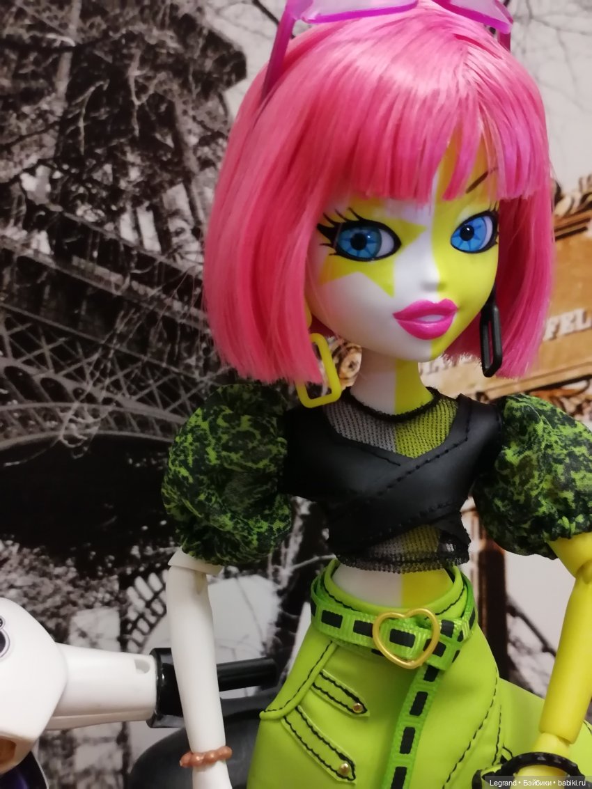 Новый аутфит Эрмелин: аутфит L.U.V. на Bratzillaz | Бэйбики Новый аутфит Эрмелин: аутфит L.U.V. на Bratzillaz