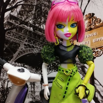 Новый аутфит Эрмелин: аутфит L.U.V. на Bratzillaz