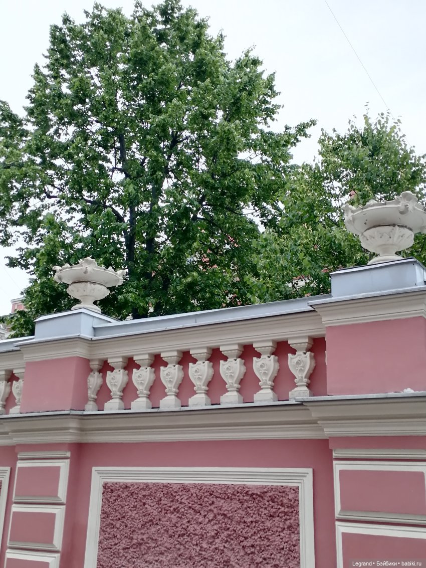 Санкт-Петербург: снова городские цветы