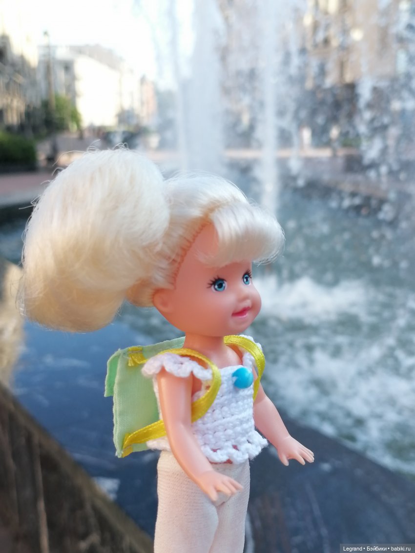 Лурения - Петербург: Камилла у фонтана (фото 10)