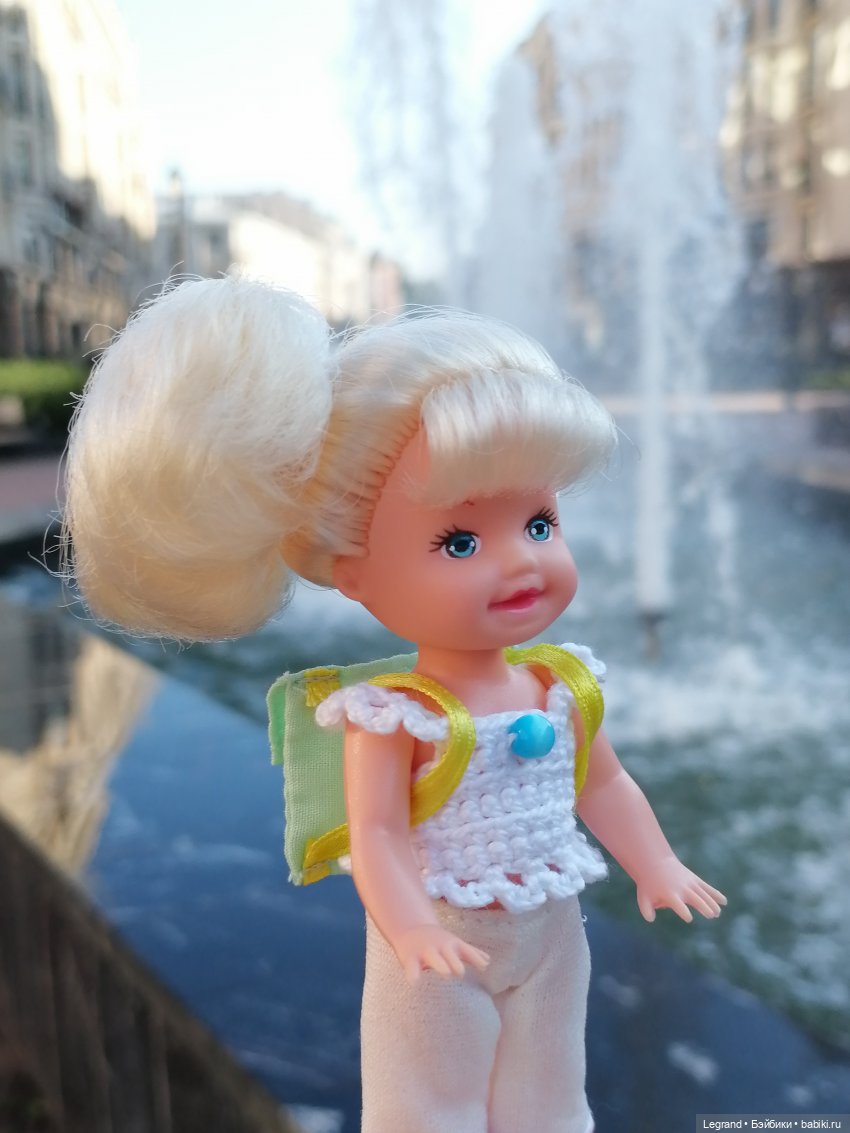 Лурения - Петербург: Камилла у фонтана (фото 7)