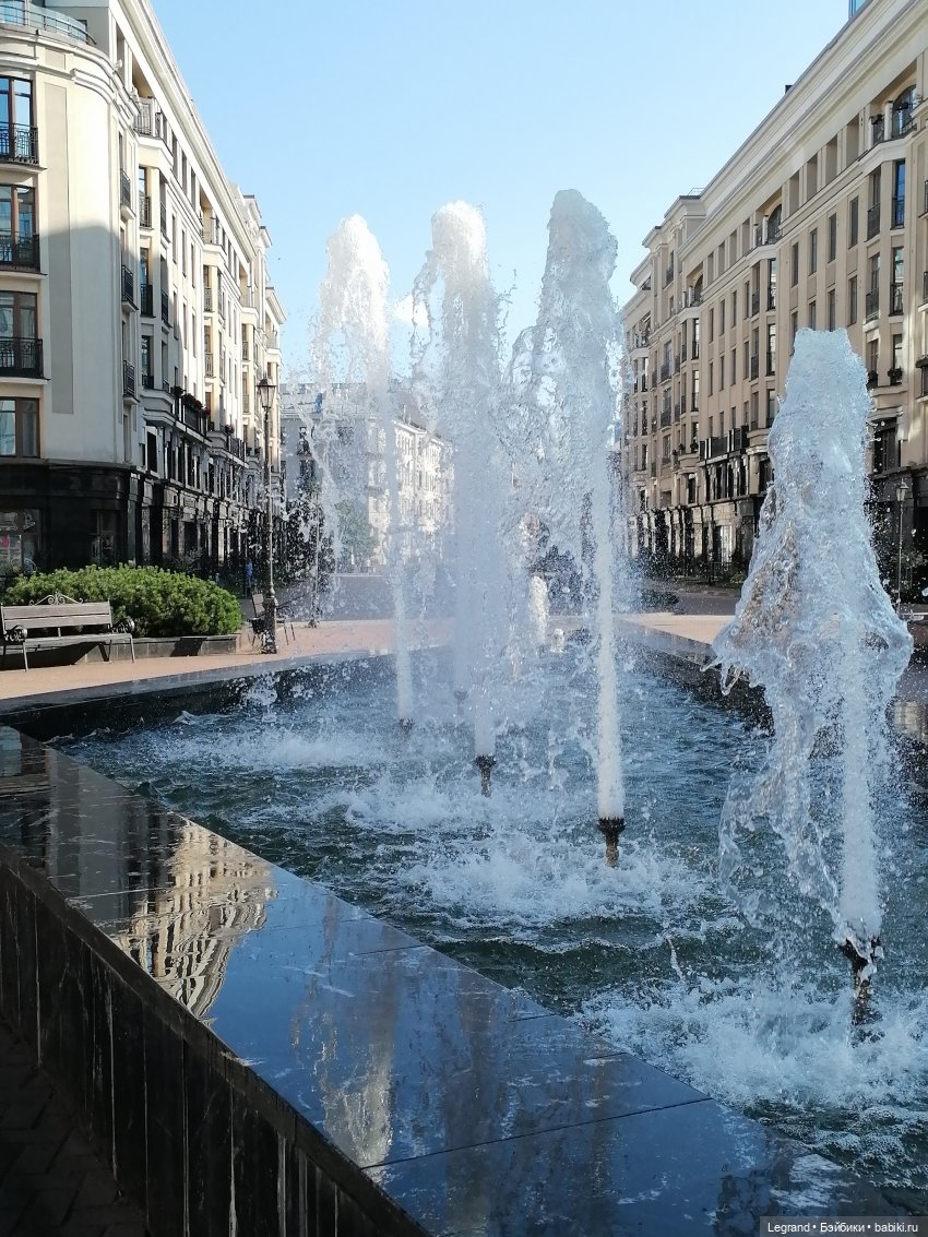 Лурения - Петербург: Камилла у фонтана (фото 3)