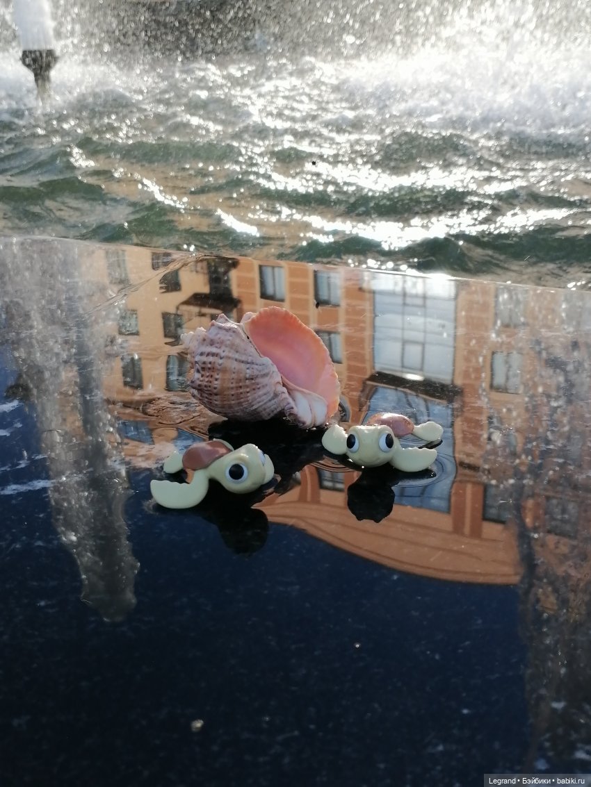 Лурения - Петербург: питомцы у фонтана