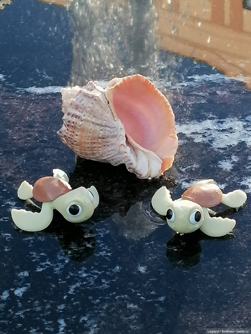 Лурения - Петербург: питомцы у фонтана