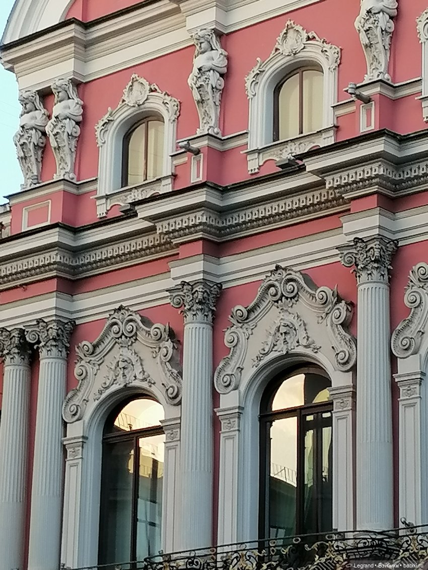 Санкт-Петербург: особняк И.К. Мясникова и немного Нектарина