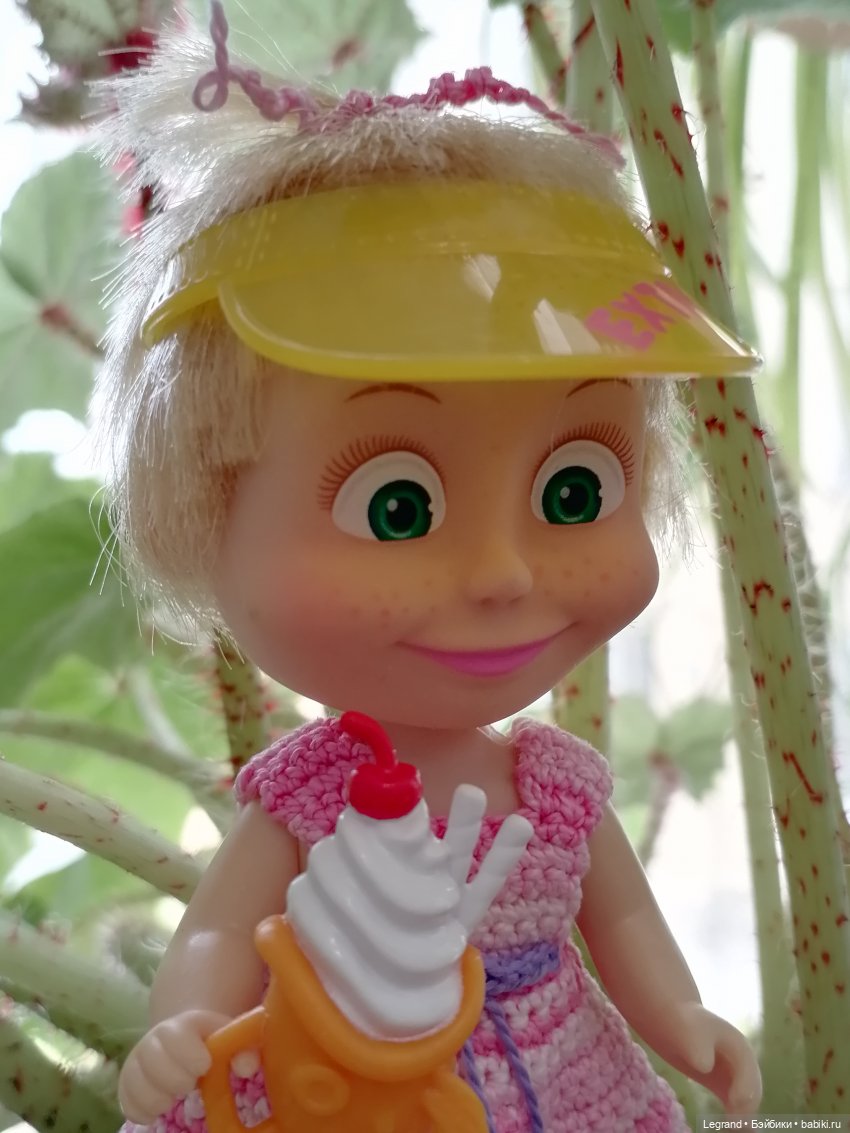 Лурения: Жу-Жу в саду — Куклы Маша и Медведь (Simba): Маша в кармашке