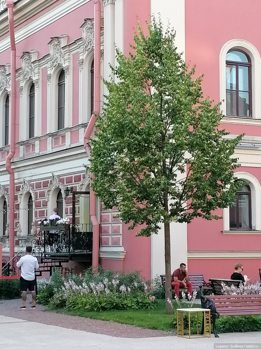 Санкт-Петербург: особняк И.К. Мясникова и немного Нектарина