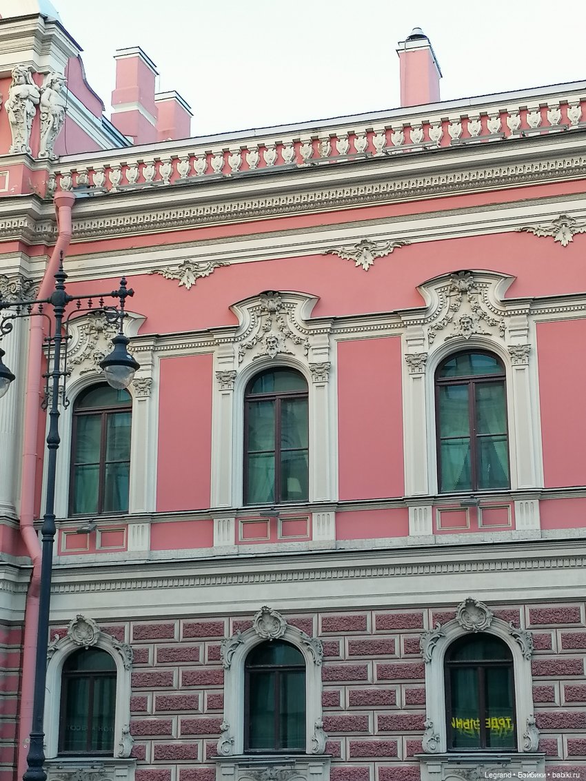 Санкт-Петербург: особняк И.К. Мясникова и немного Нектарина