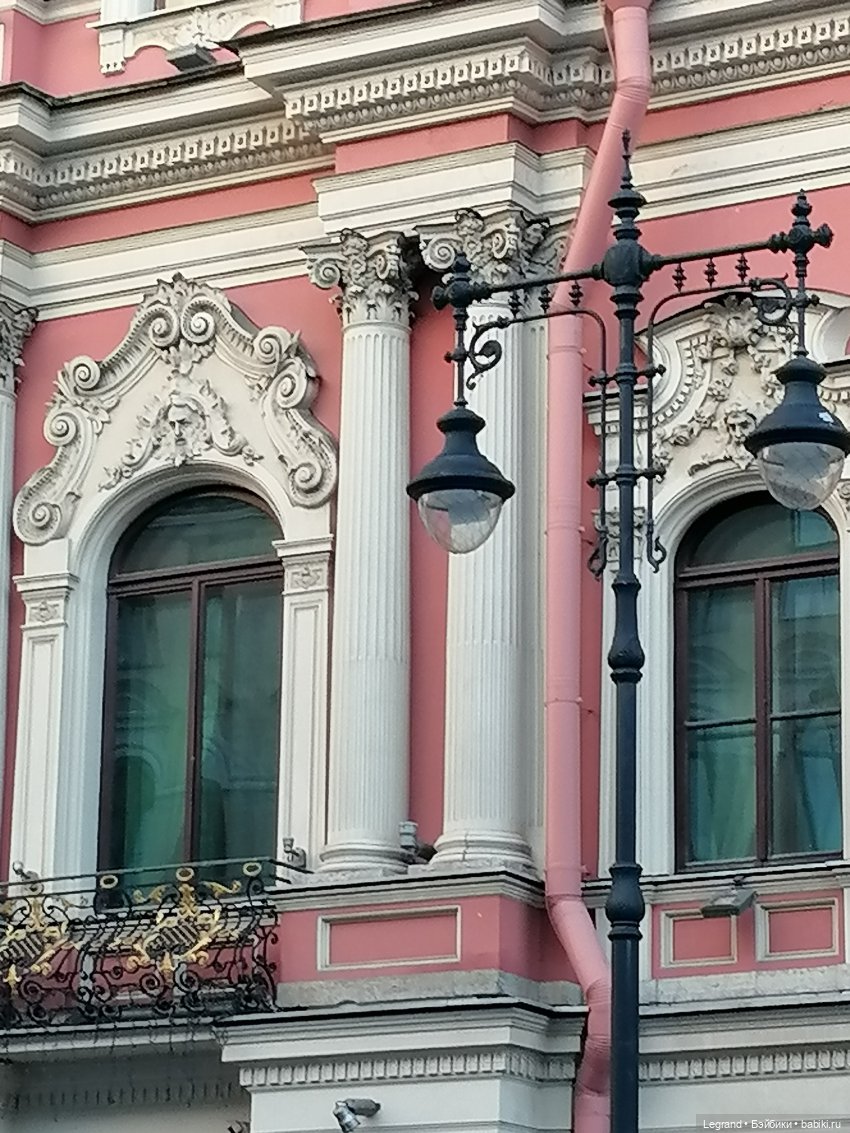 Санкт-Петербург: особняк И.К. Мясникова и немного Нектарина