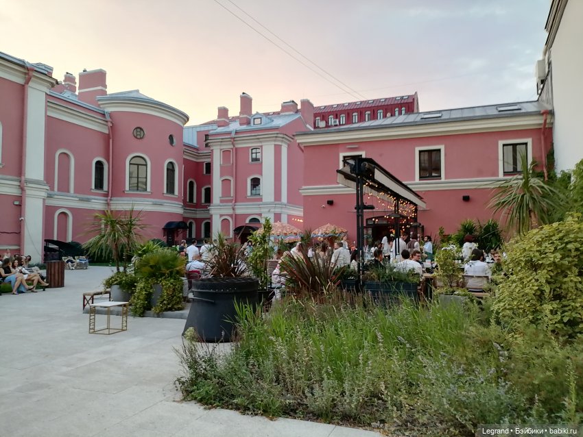 Санкт-Петербург: особняк И.К. Мясникова и немного Нектарина