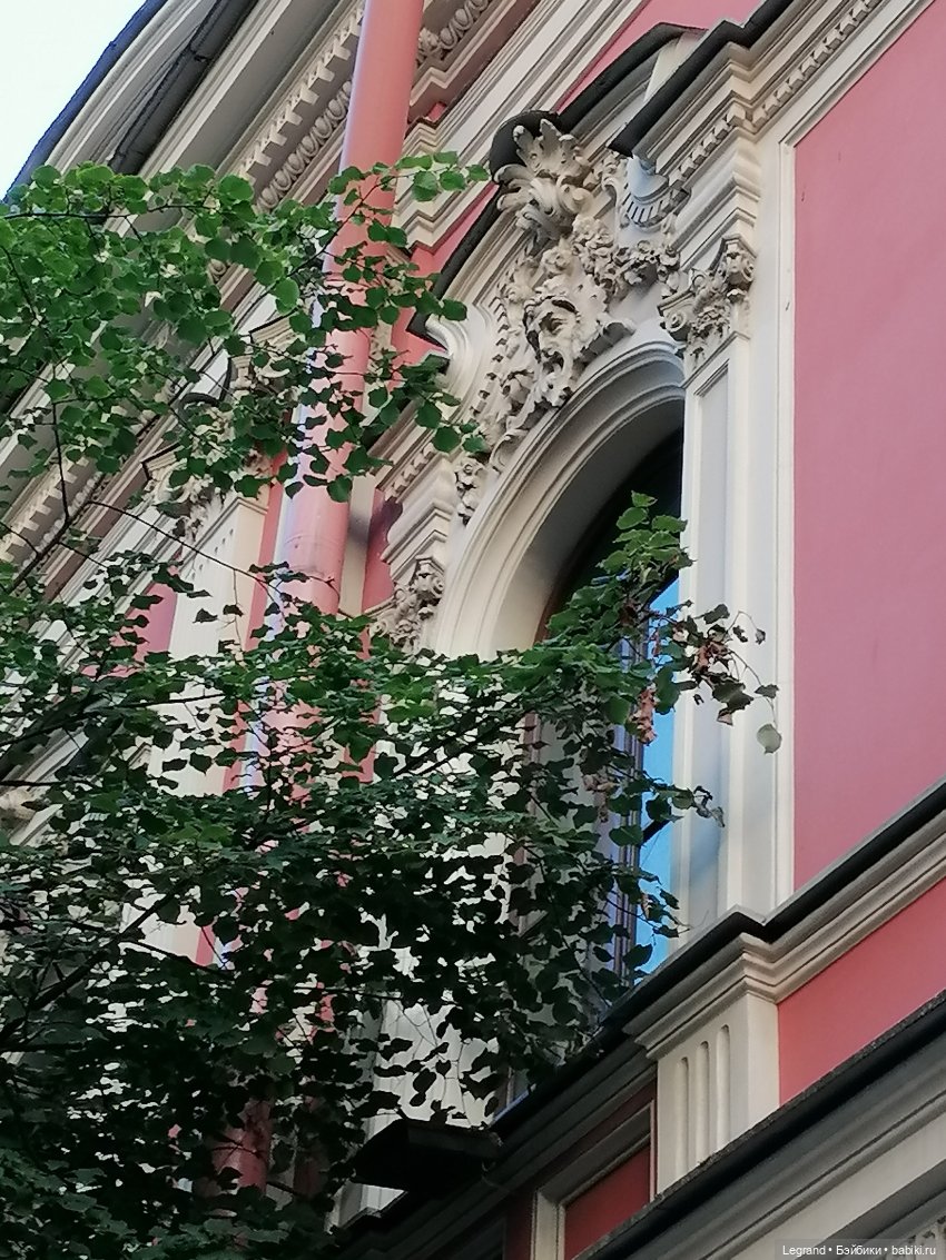 Санкт-Петербург: особняк И.К. Мясникова и немного Нектарина