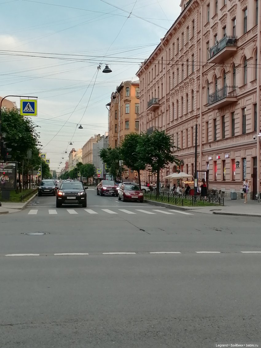 Санкт-Петербург: прогулка с Нектарином - Сад дружбы на Литейном