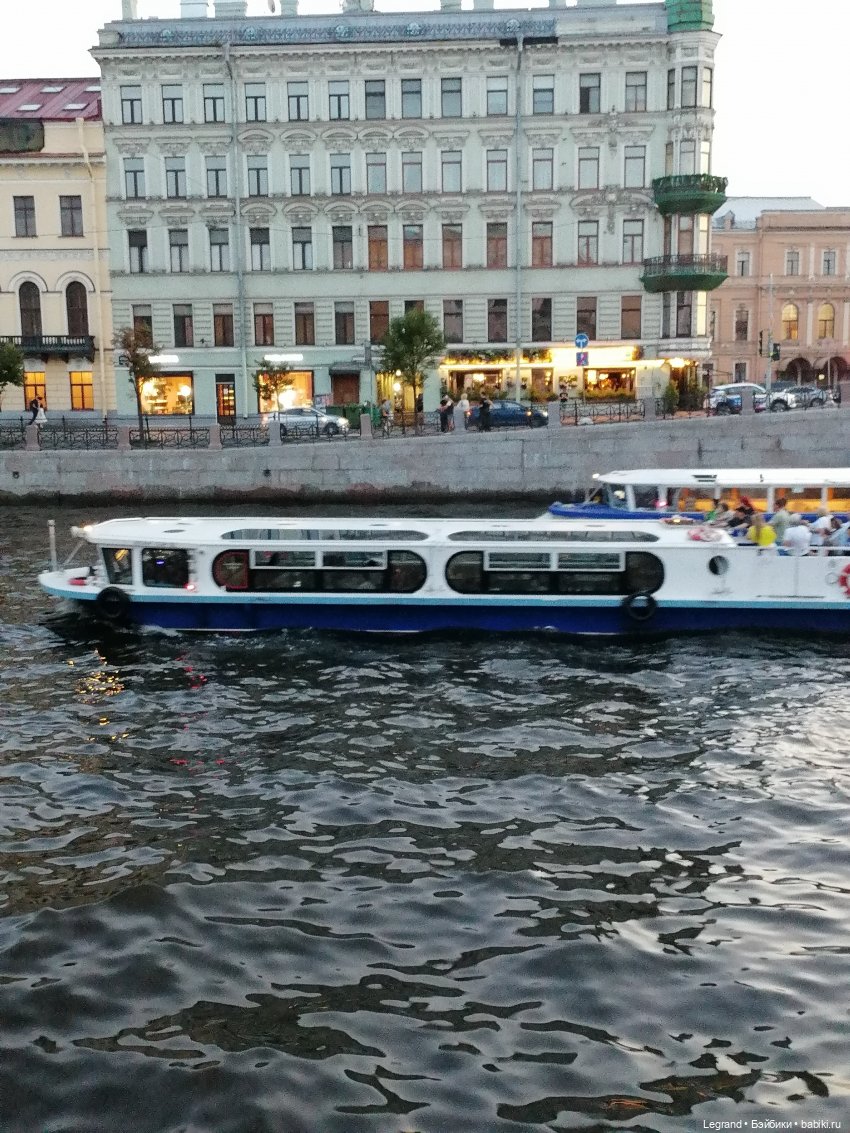 Санкт-Петербург: прогулка с Нектарином - Фонтанка и не только (фото 9)