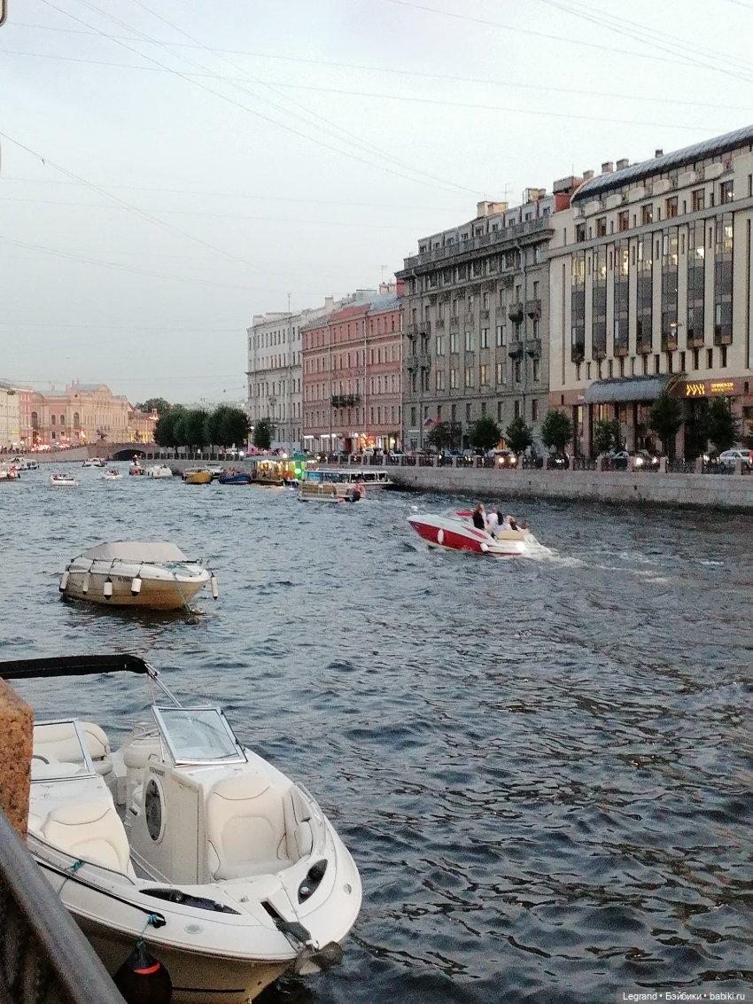 Санкт-Петербург: прогулка с Нектарином - Фонтанка и не только