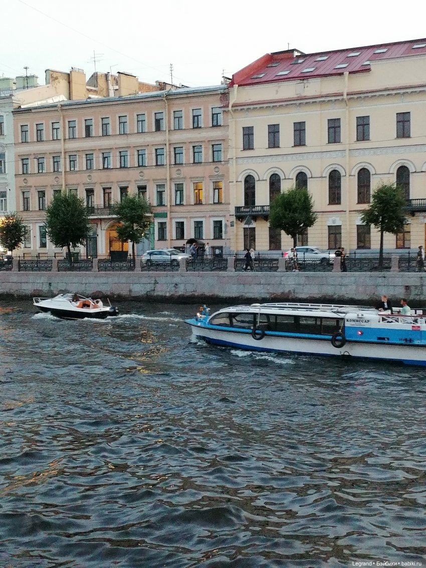 Санкт-Петербург: прогулка с Нектарином - Фонтанка и не только