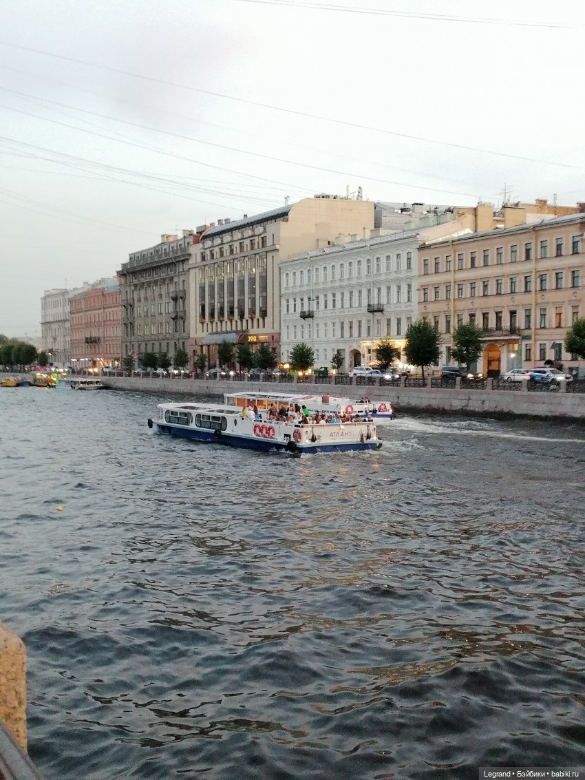 Санкт-Петербург: прогулка с Нектарином - Фонтанка и не только