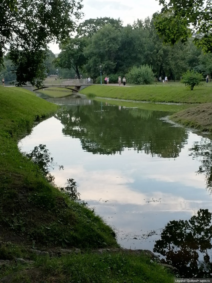 Санкт-Петербург: Мишель в Таврическом саду - пруд