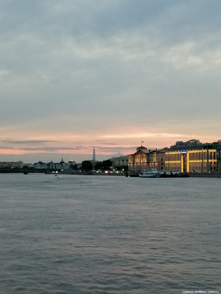 Санкт-Петербург: розы, Август, Нева, закат - часть третья