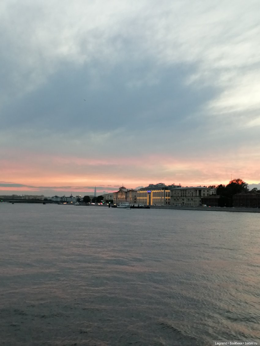 Санкт-Петербург: розы, Август, Нева, закат - часть третья (фото 7)