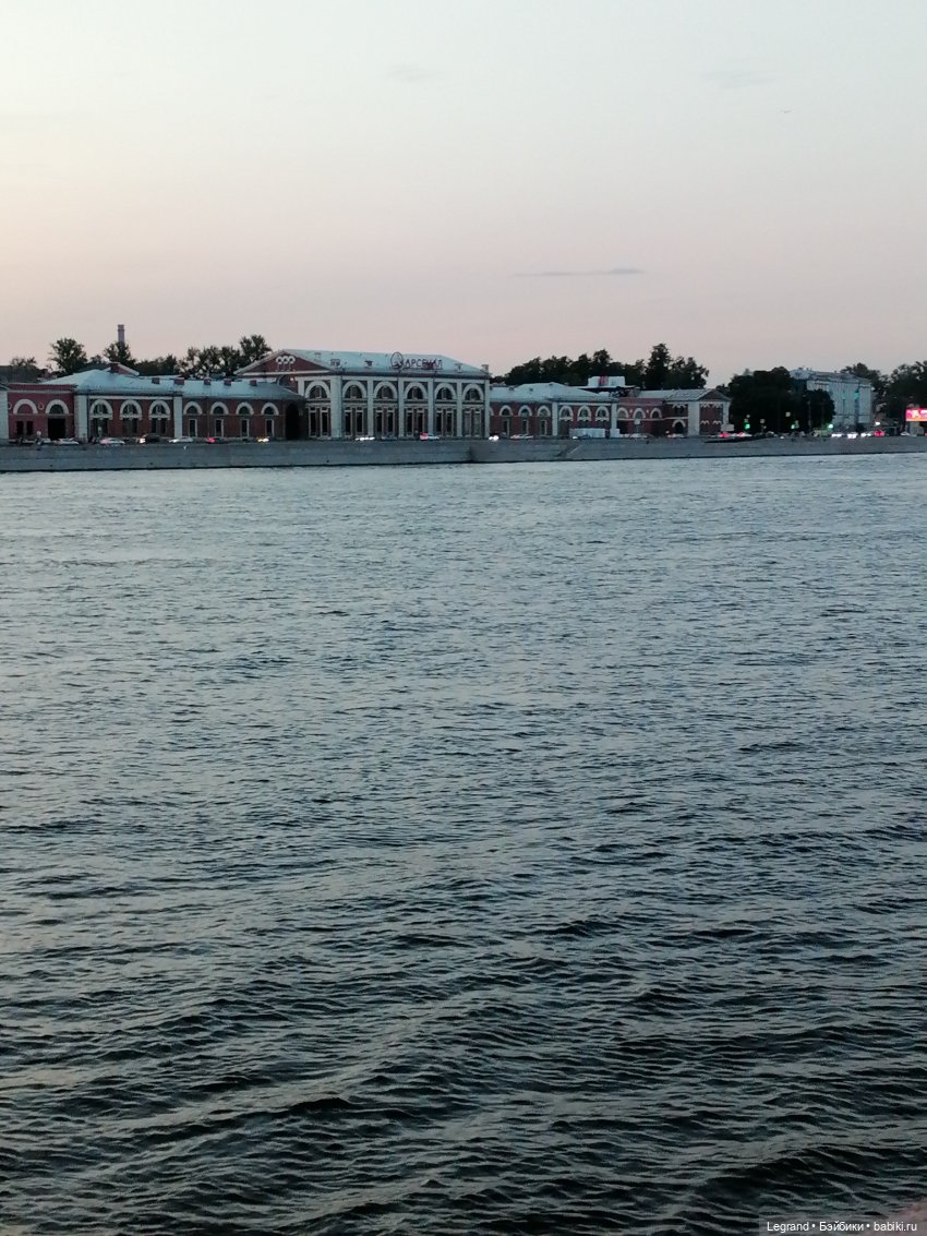 Санкт-Петербург: розы, Август, Нева, закат - часть третья